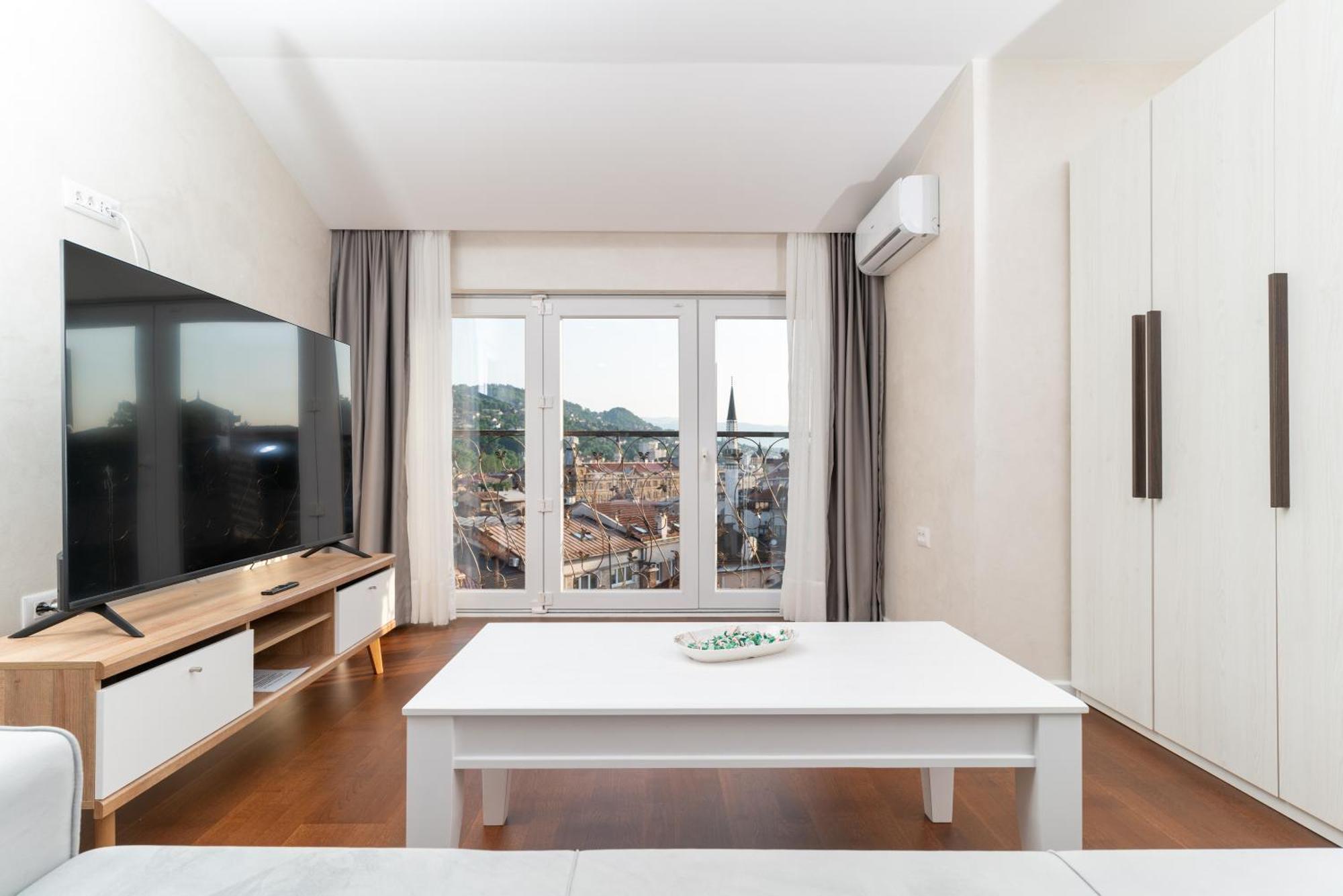 Ornament Hotel And Apartments Сараево Экстерьер фото